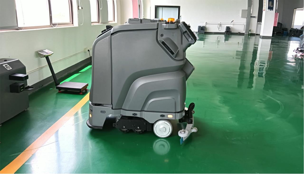 industrial cleaning robot